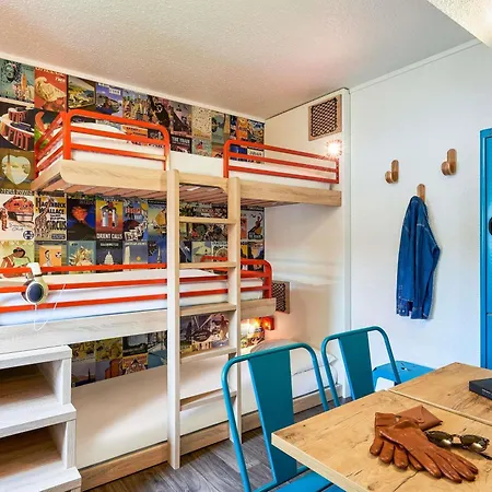 Отель Hotelf1 Ferrand Est