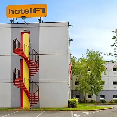 Otel Hotelf1 Ferrand Est