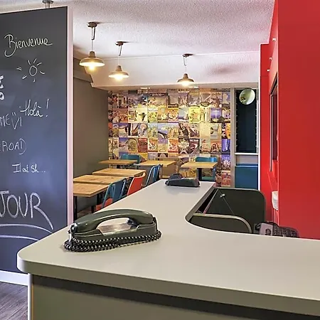 Otel Hotelf1 Ferrand Est