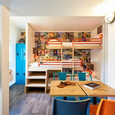 Hotelf1 Ferrand Est Hotel