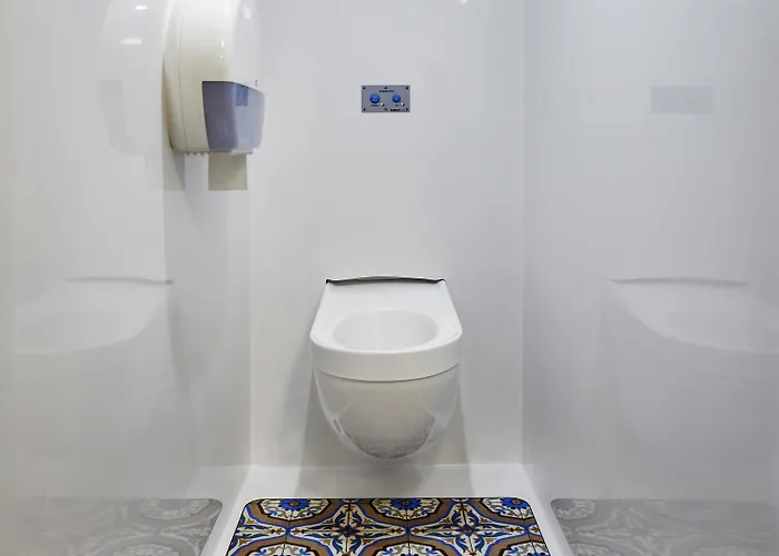 Hotel Hotelf1 Ferrand Est *