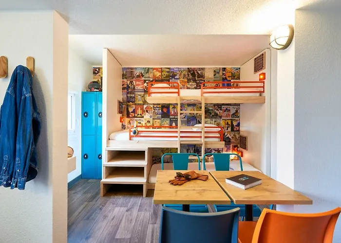 Hotelf1 Ferrand Est Hotell